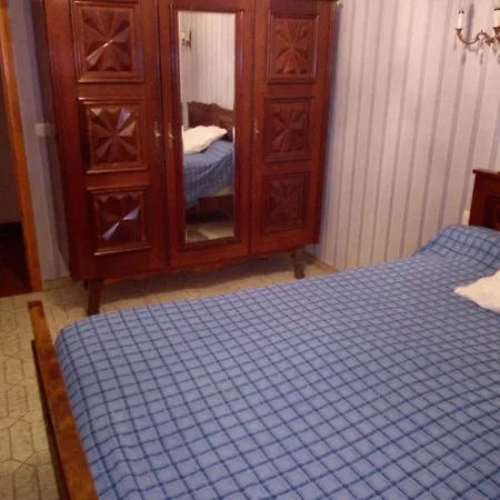 1 Maison En Pierre
