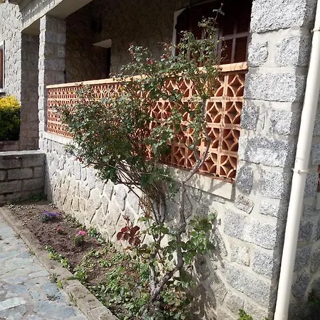1 Maison En Pierre