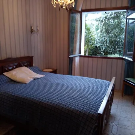 1 Maison En Pierre Petreto-Bicchisano